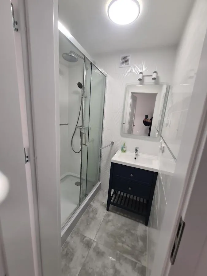 Moon Apartment Вроцлав Польша